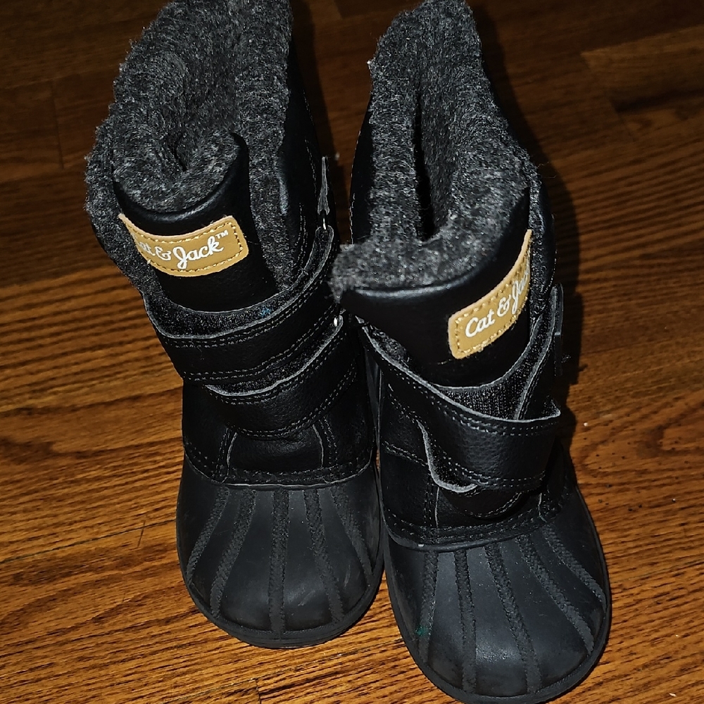 Cat & Jack Black Kids Snow Boots